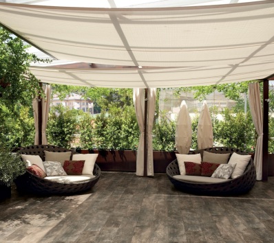 SEASIDE OUTDOOR